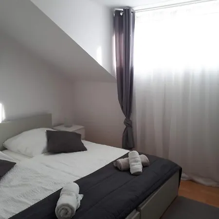 Apartmenthaus-Mistel Bodensdorf Exterior foto