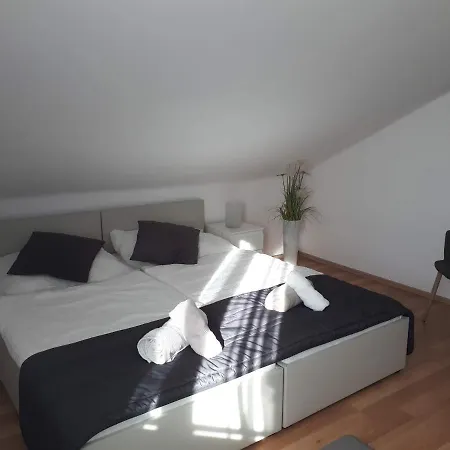 Apartmenthaus-Mistel Bodensdorf Exterior foto