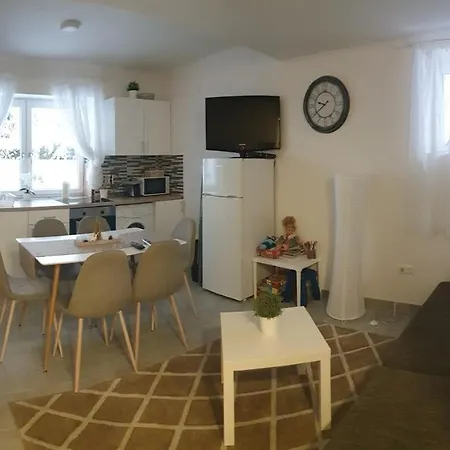 Apartmenthaus-Mistel Bodensdorf Exterior foto